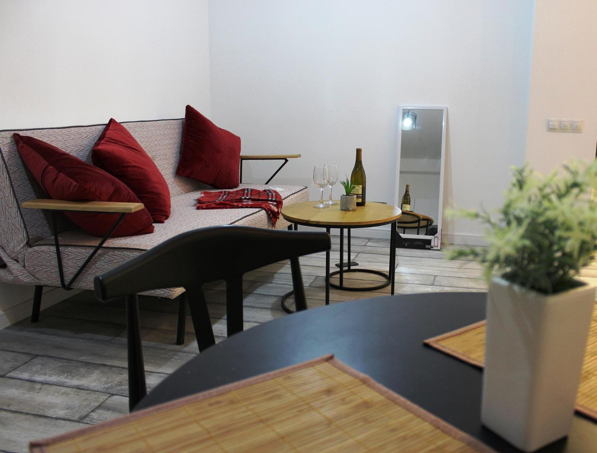 Style Apartments By Happy Place Tbilisi Esterno foto