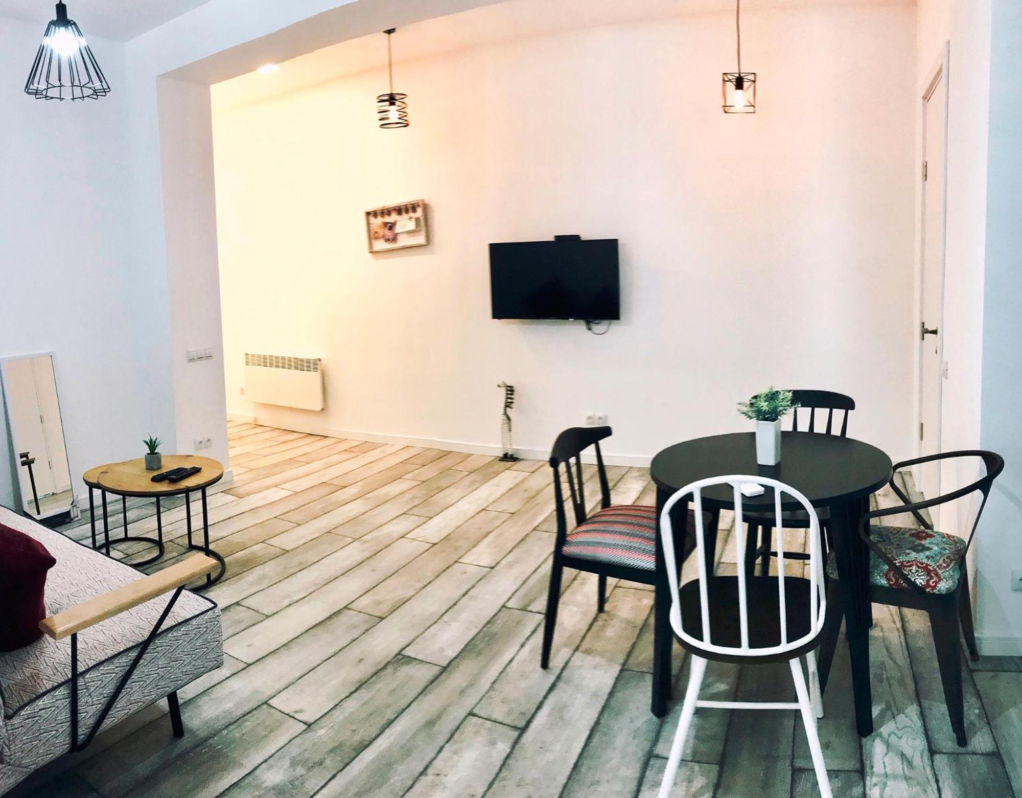 Style Apartments By Happy Place Tbilisi Esterno foto