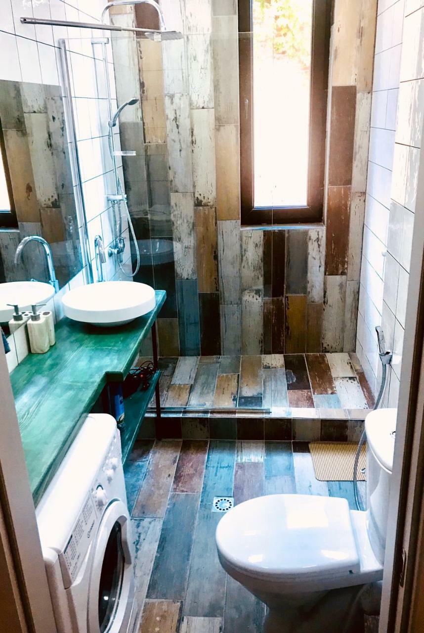 Style Apartments By Happy Place Tbilisi Esterno foto