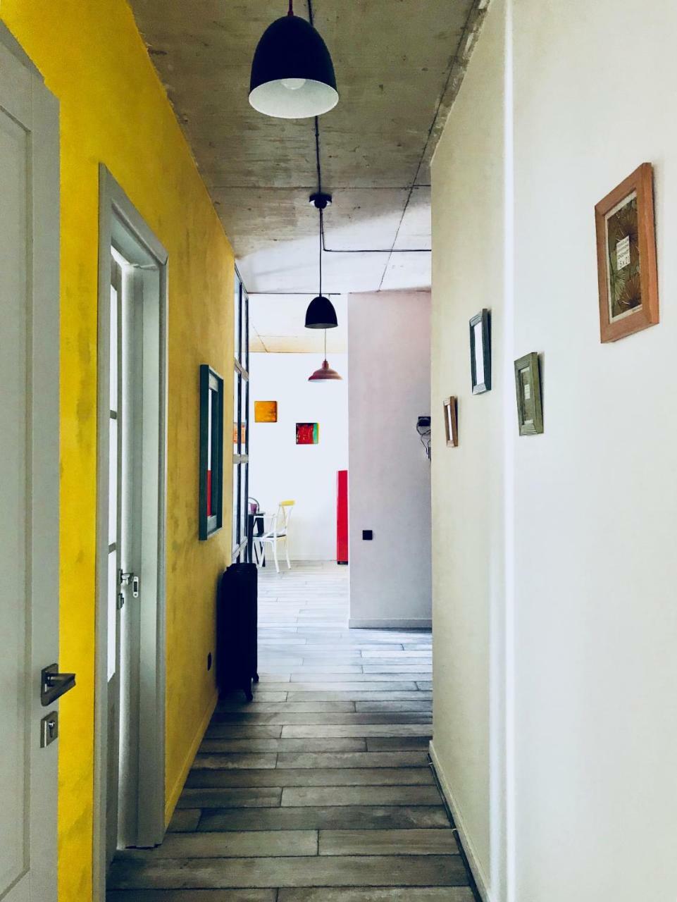 Style Apartments By Happy Place Tbilisi Esterno foto