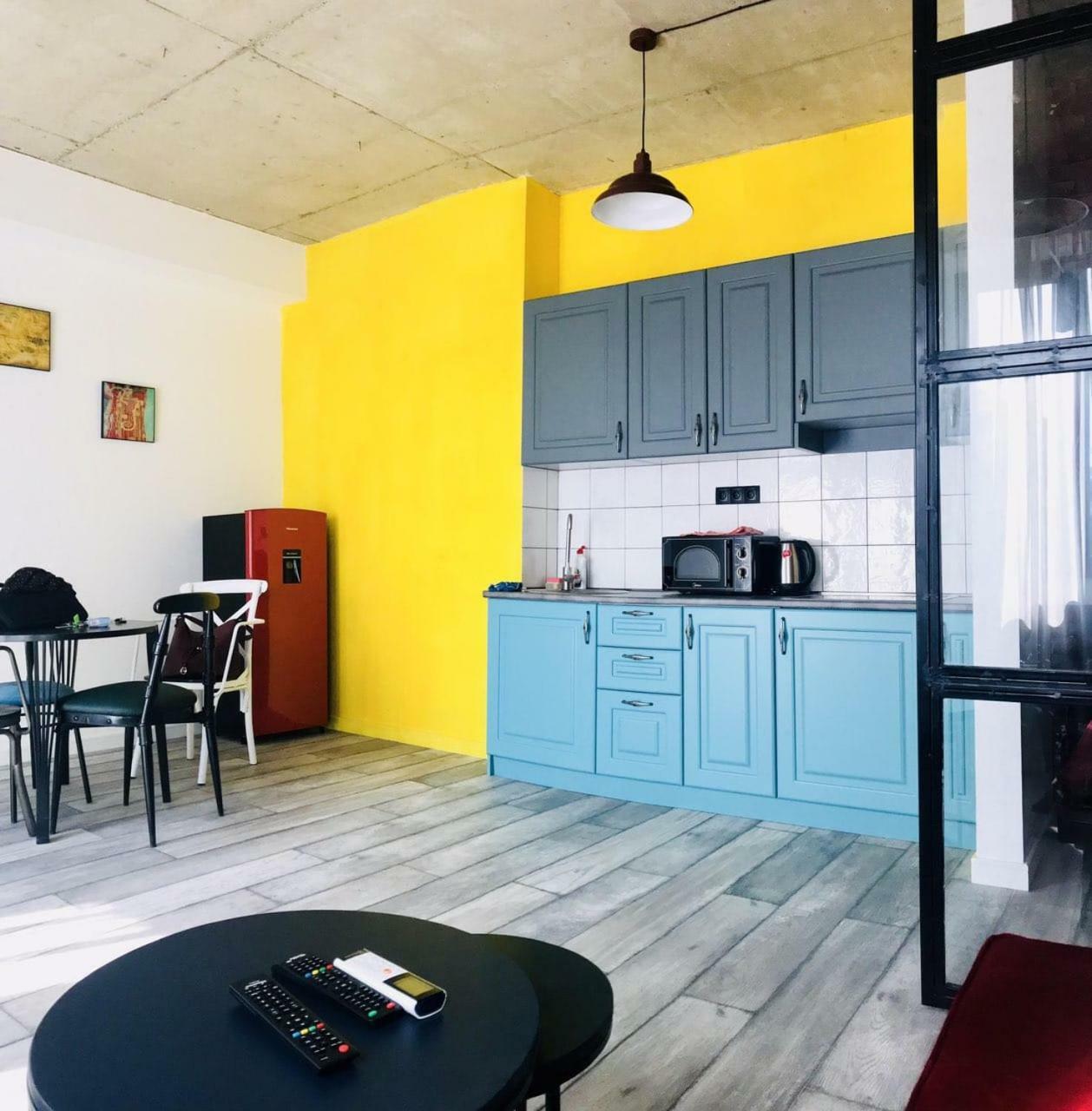 Style Apartments By Happy Place Tbilisi Esterno foto